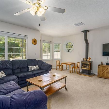 Acorn House - Charming House In Green Heaven With Pool Table With Lovely Backyard Oakhurst Esterno foto