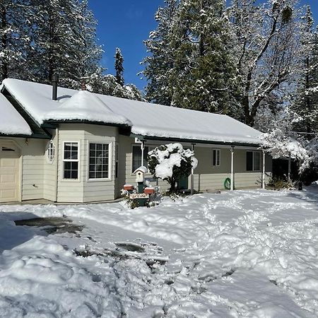 Acorn House - Charming House In Green Heaven With Pool Table With Lovely Backyard Oakhurst Esterno foto