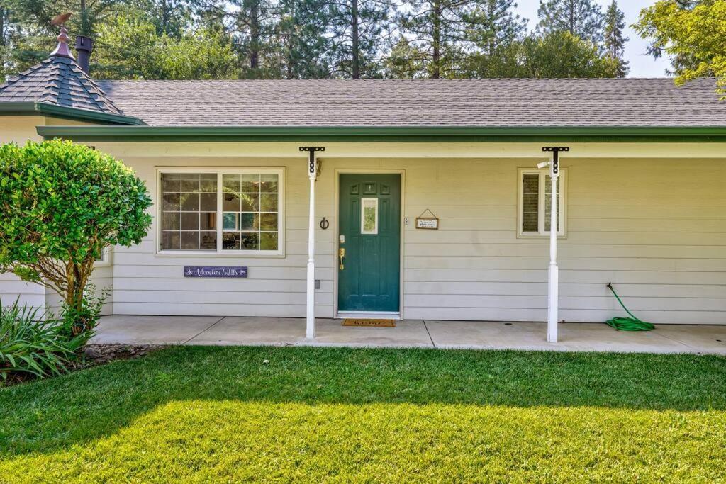 Acorn House - Charming House In Green Heaven With Pool Table With Lovely Backyard Oakhurst Esterno foto