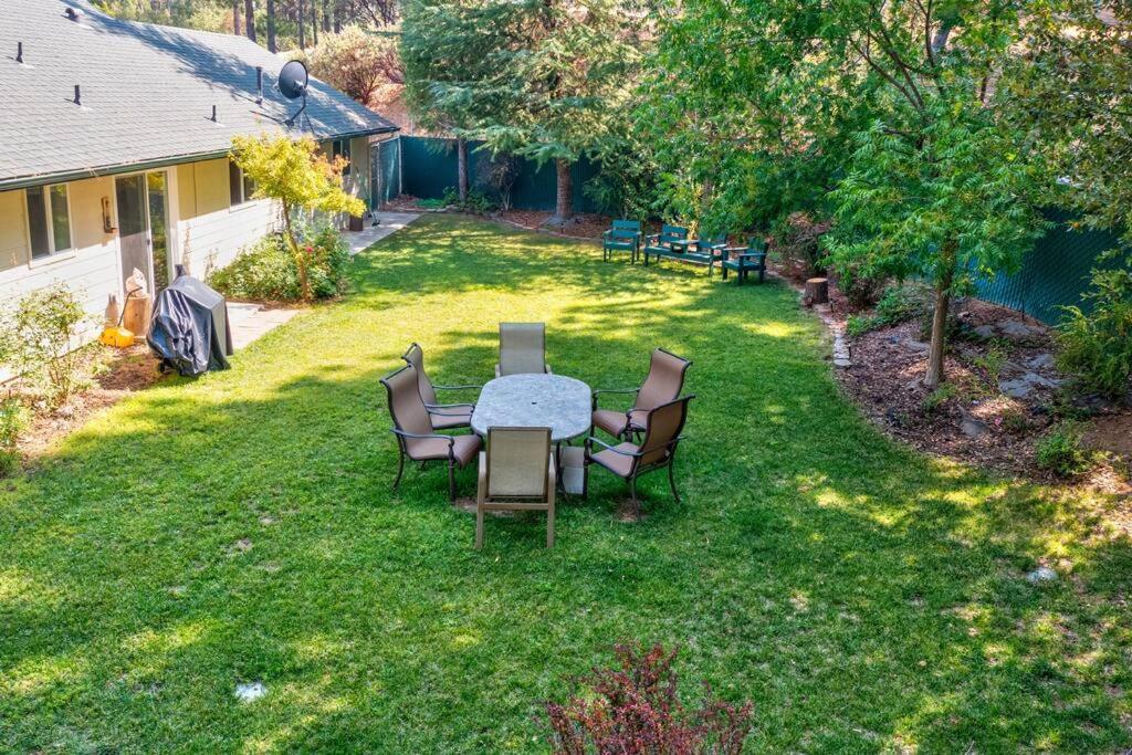 Acorn House - Charming House In Green Heaven With Pool Table With Lovely Backyard Oakhurst Esterno foto